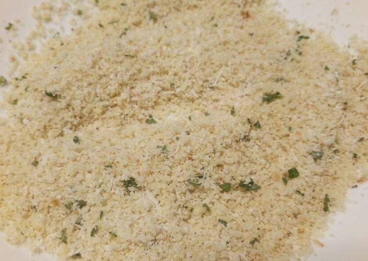 Simple Way to Make Super Quick Homemade Garlic, Parmesan and sage gratin