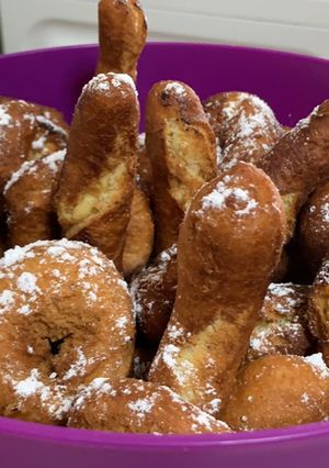 Una foto de Roscos y pirulos de anís a tu gusto