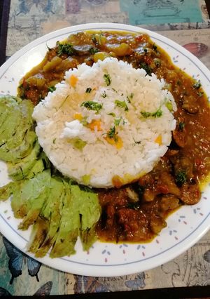 Una foto de Cubios guisados con chorizo