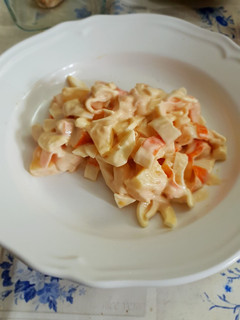 Una foto de Ensalada de cangrejo con piña