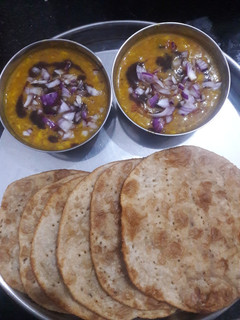 दाल पकवान(daal pakwan recipe in hindi) रेसिपी मुख्य फोटो