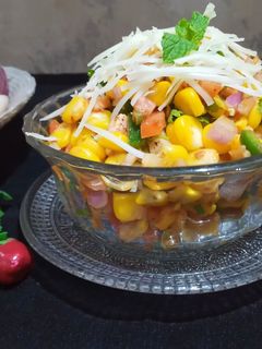 स्वीट कॉर्न चाट (sweet corn chaat recipe in Hindi) रेसिपी मुख्य फोटो