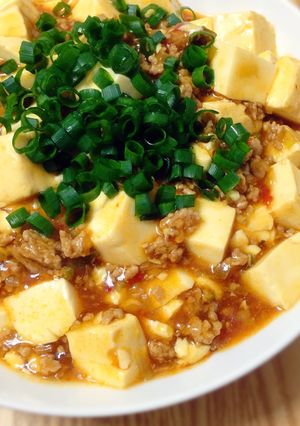 รูปของ มาโบโทฟุ / เต้าหู้ผัดพริกเสฉวน (หม่าโผวโต้วฟุ) 麻婆豆腐