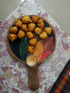 A picture of Cheese Balls.