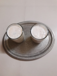 ચીકુ શેક (Chikoo Recipe In Gujarati) રેસીપી મુખ્ય ફોટો