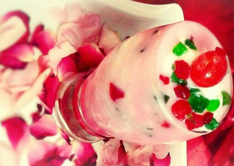 Steps to Prepare Gordon Ramsay Shahi gulab kulfi