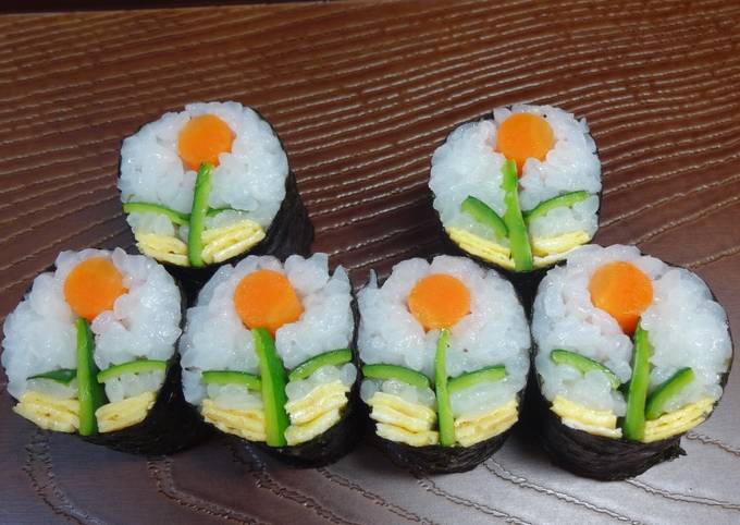 Designers rolled sushi (Flowers w/o fish)