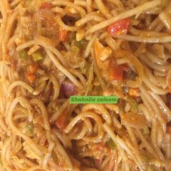 A picture of Chicken chowmin.