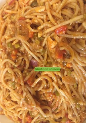 A picture of Chicken chowmin.