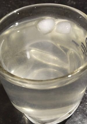 લેમોનેડ (Lemonade recipe in Gujarati) રેસીપી મુખ્ય ફોટો
