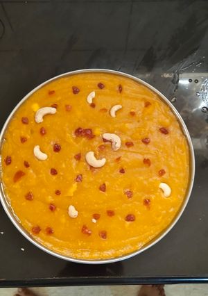 A picture of Mango halwa.