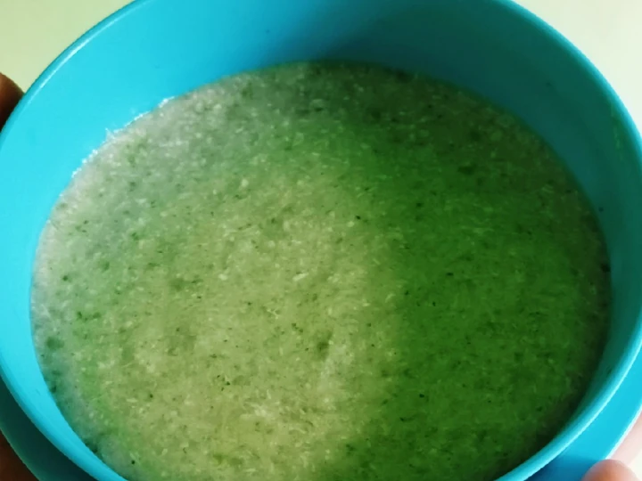 Cara Mudah Membikin Resep Bubur Ayam Buncis Sawi Hijau Mpasi 6 bulan+ yang Lezat Anti Ribet, Uenak Banget