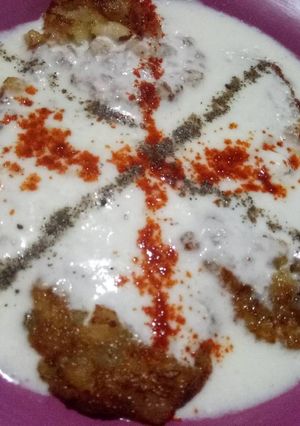 A picture of Falahari dahi bada.