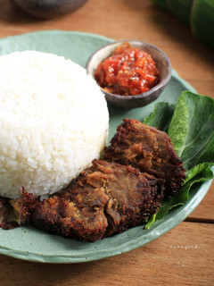 Foto resep Empal Daging Serundeng enak dan empuk