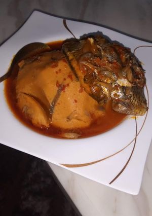 A picture of Onunu with fresh fish pepper soup.