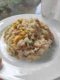 ข้าวผัดปลาแซลมอน