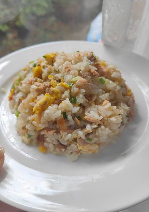 รูปของ ข้าวผัดปลาแซลมอน