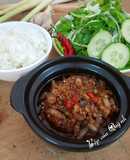 Thịt ba chỉ kho ruốc sả