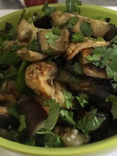 Una foto de Ensalada árabe de berenjenas