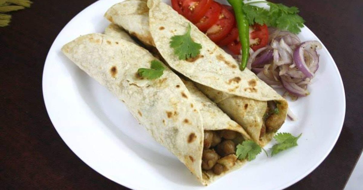 Pindi Chana Wrap / Pindi Chana Roll Recipe by Nancy Dhawan - Cookpad