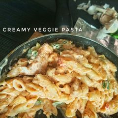 A picture of Creamy veggie Pasta.