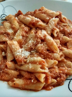 Una foto de Macarrones con atún