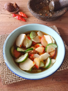 Foto resep Rujak Kuah Pindang (Versi Simpel)