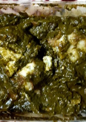 A picture of Palak Paneer.