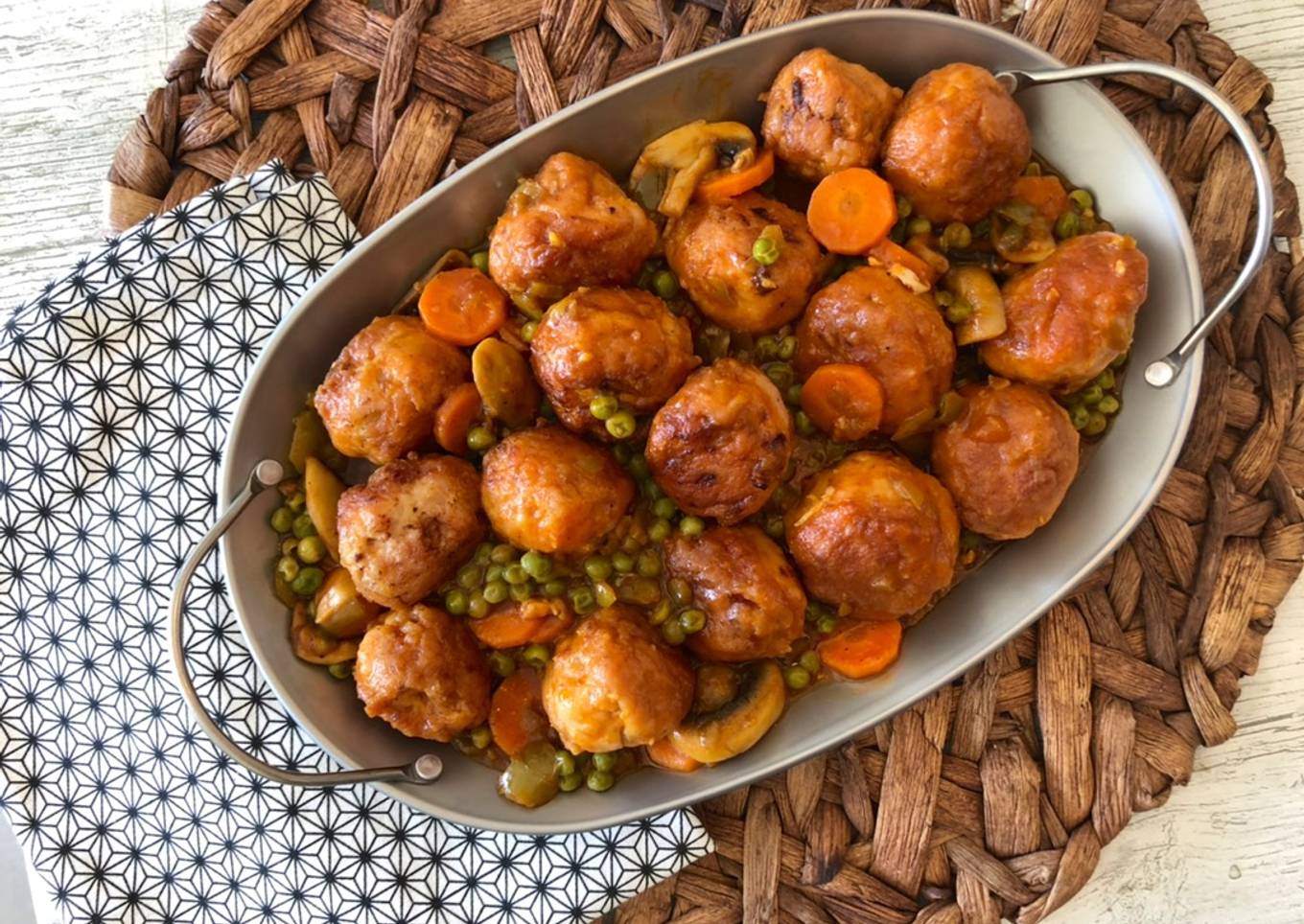 Albóndigas a la jardinera en Olla GM modelo H