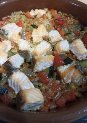 Foto principal de Arroz con verduras y salmón al horno