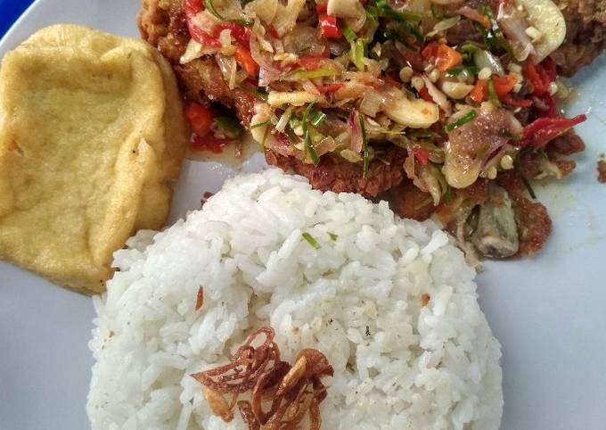 Ayam krispi Sambal Matah