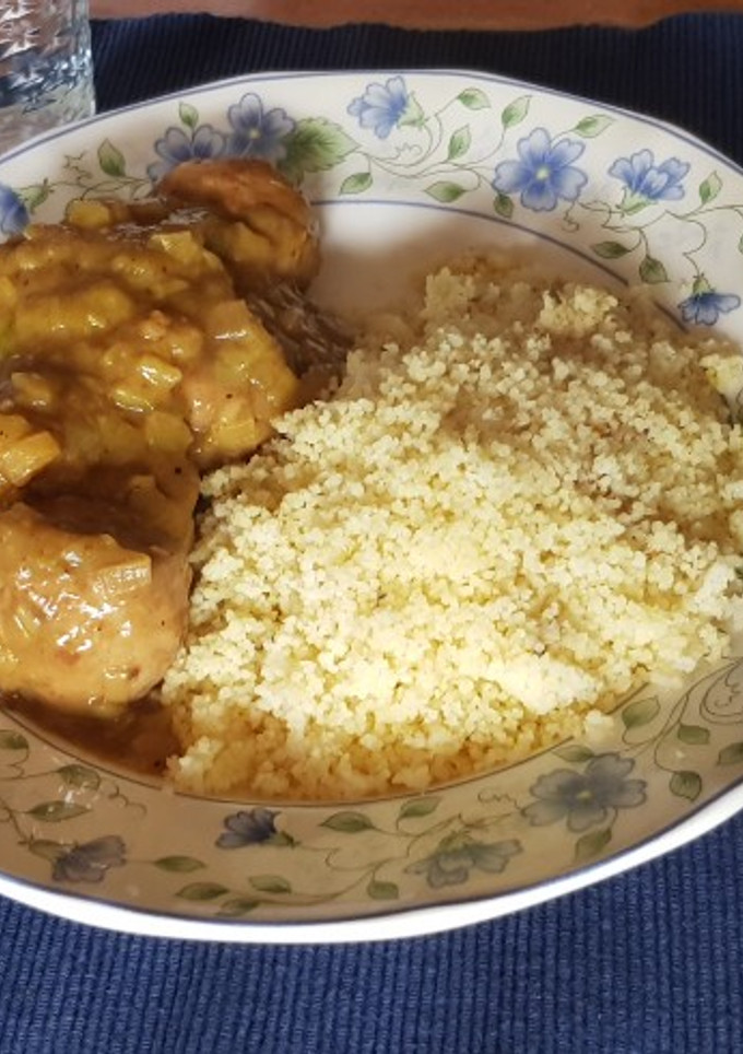 Una foto de Álbondigas mozárabes con cous-cous