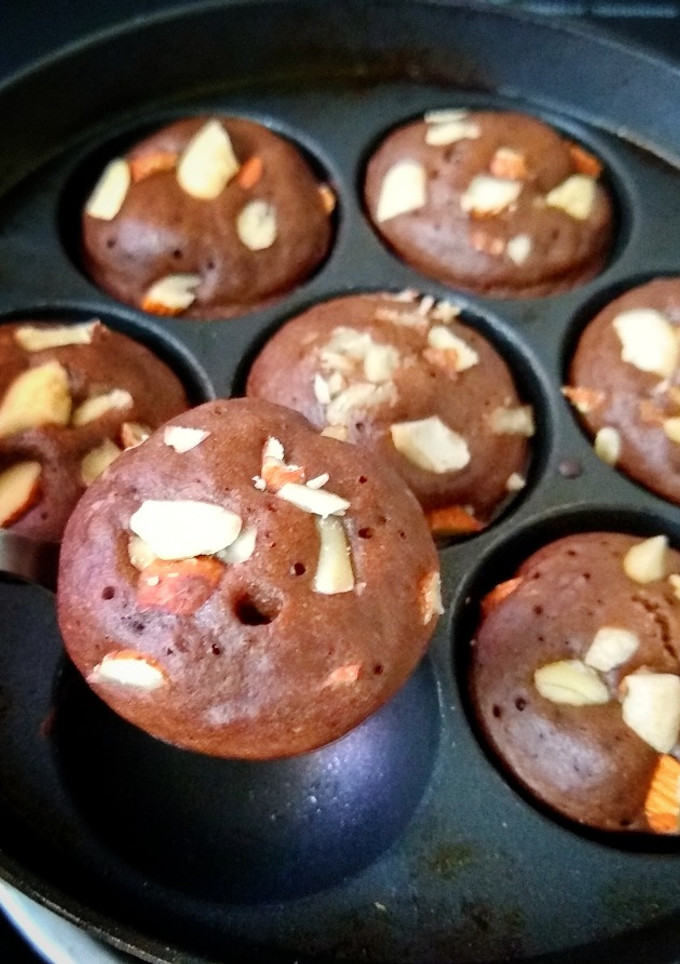 ஆப்ப சட்டி கோதுமை கேக் (appachetty kothumai cake recipe in tamil) செய்முறை முக்கிய புகைப்படம்
