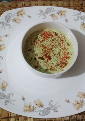 A picture of Palak Raita.