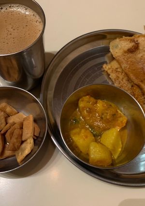 A picture of Instant moong dal chilla.