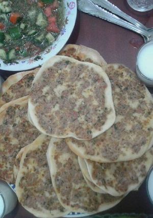 صورة لوصفة صفيحة شامية (لحم بعجين)