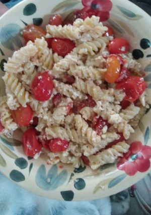 A picture of Feta and tomato Pasta.