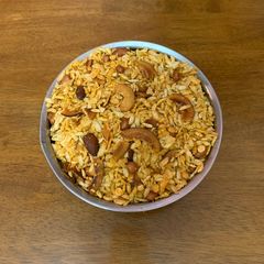 Thick poha chivda A picture of Thick poha chivda.