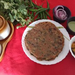 A picture of Methi Missi Roti.