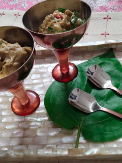 A picture of Date and cashew nuts rabdi with paan patta flavour Mousse.