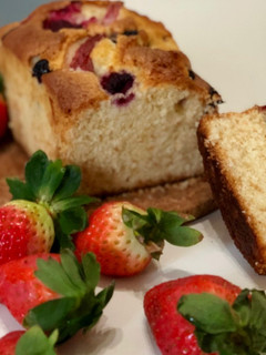 Una foto de Bizcocho con frutos rojos en Thermomix