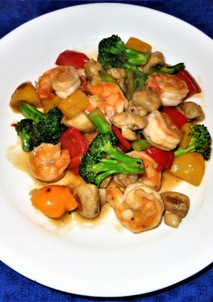 A picture of Stir-Fried Shrimp with Vegetables and Oyster Sauce, Jon Style.
