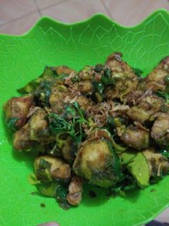 Foto resep Ayam cabe hijau kemangi