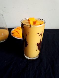A picture of Mango lassi with chocolate.