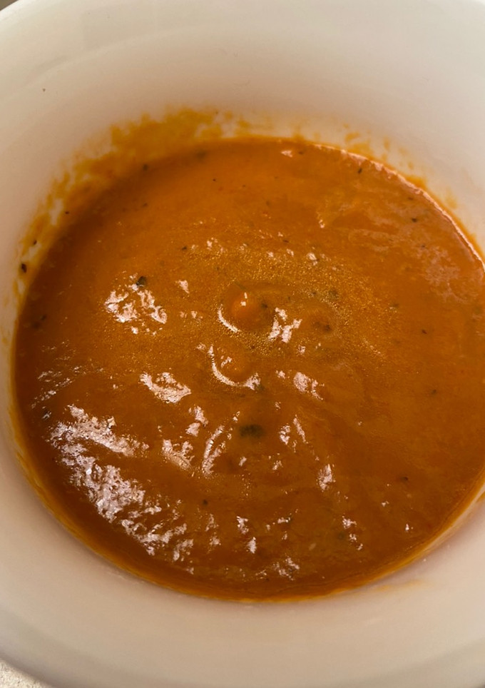 Una foto de Crema de pimientos asados