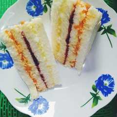 Foto resep Inkigayo sandwich [인기가요 샌드위치]