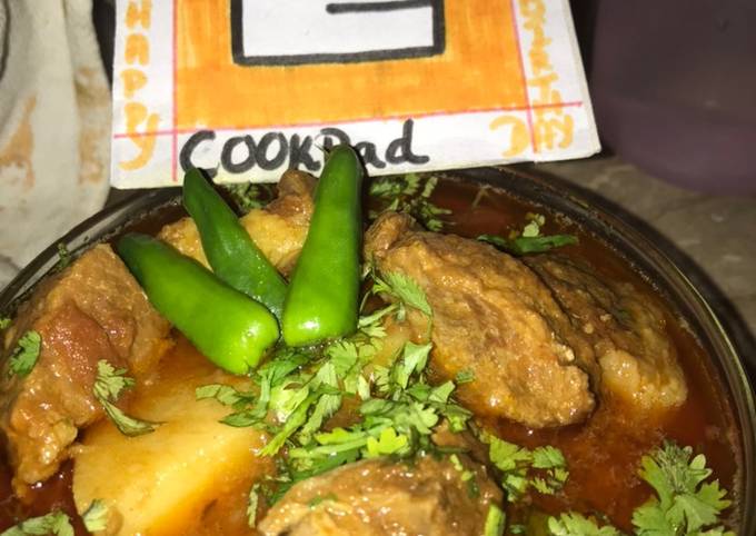 Aloo gosht Recipe by Shazi Mudabbir - Cookpad