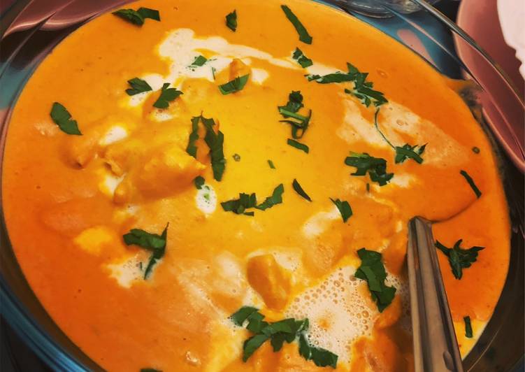 دجاج بالزبدة 🥰
اكلة هندية لذيذة 😋