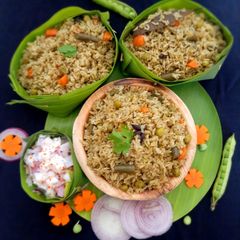 A picture of Veg donne biryani.