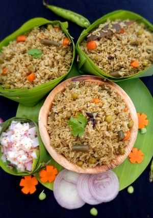 A picture of Veg donne biryani.